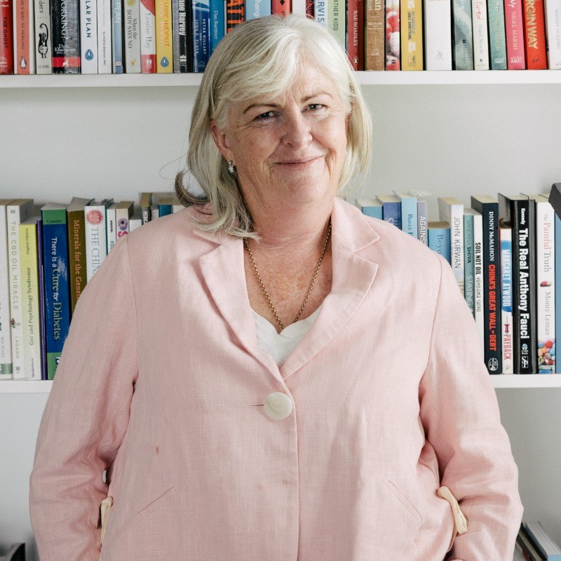 Professional headshot photograph of Giselle McLachlan.