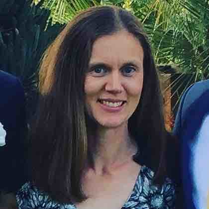 Professional headshot photograph of Kim Sullivan.