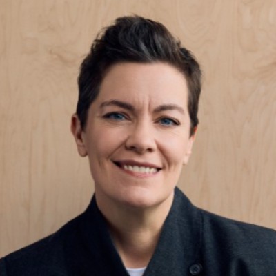 Professional headshot photograph of Shona McGlashan